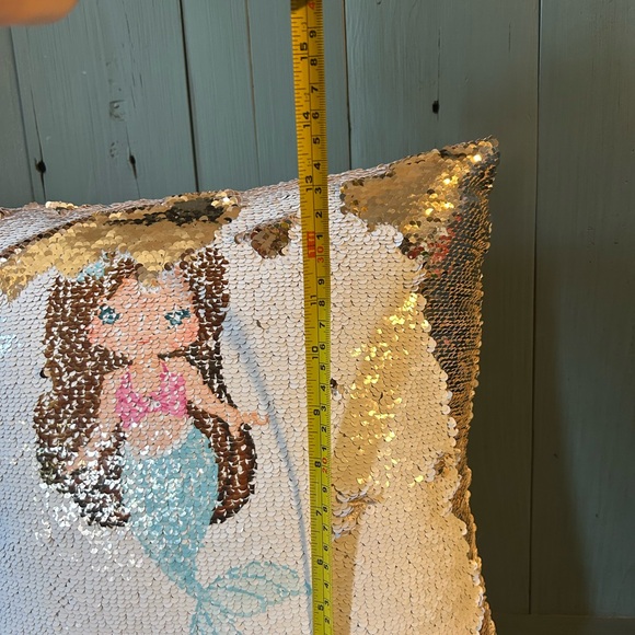 Under The Sea Mermaid 2 Sided Sequin “Claire” Pillow (Gold/Blush Pink) 14x14 - Picture 6 of 7